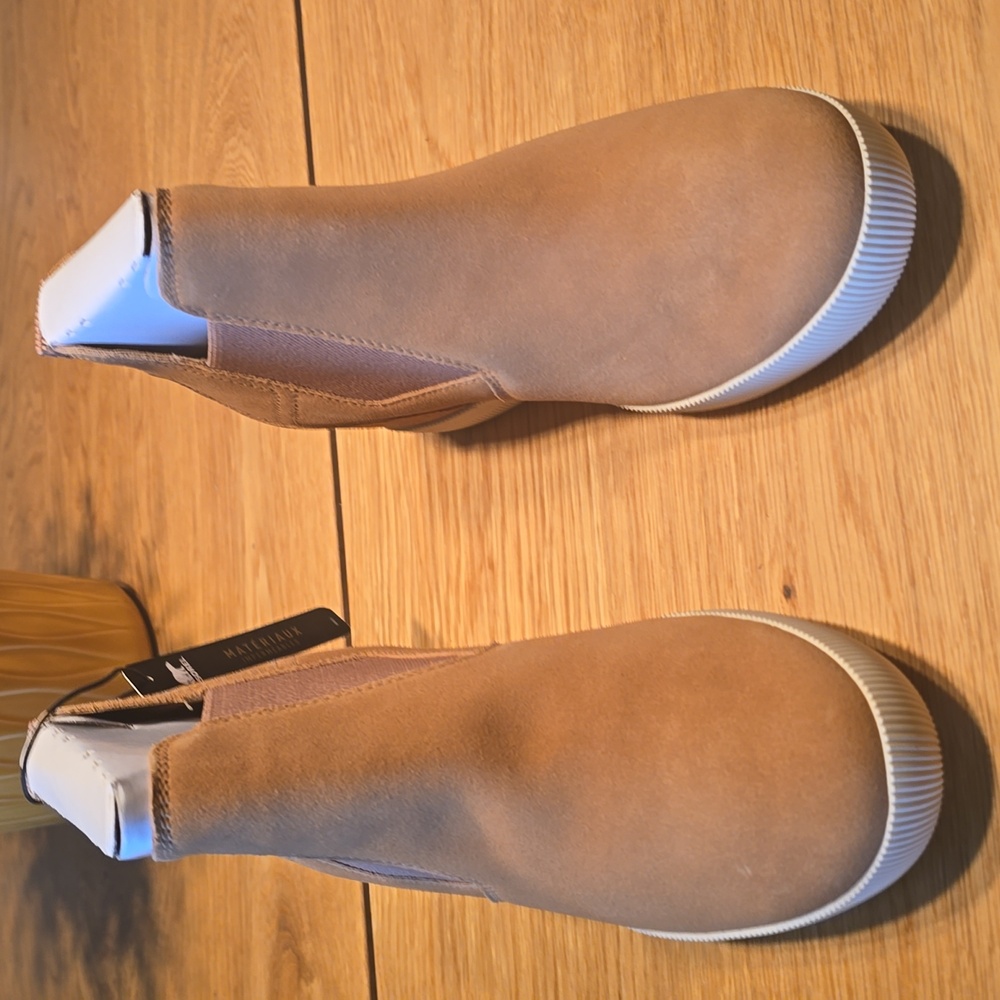 Out N About Slip on Wedge